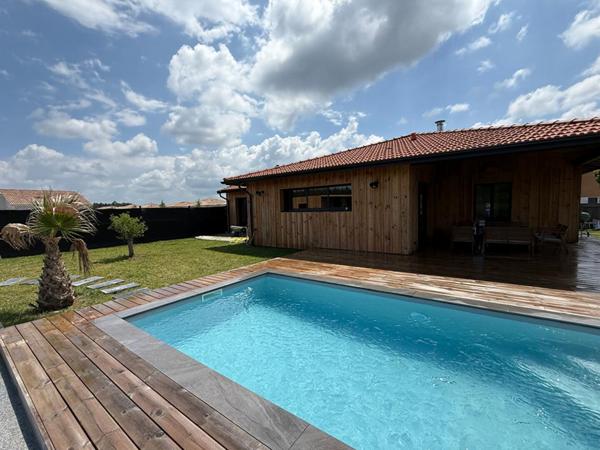 MAISON 3CH 135M² AVEC GARAGE PISCINE ET CUISINE D'ETE SUR TERRAIN DE 645M²