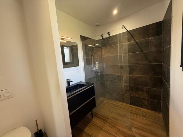 MAISON 3CH 135M² AVEC GARAGE PISCINE ET CUISINE D'ETE SUR TERRAIN DE 645M²