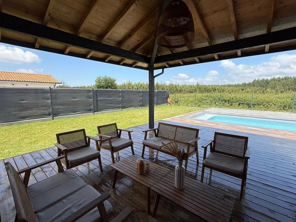 MAISON 3CH 135M² AVEC GARAGE PISCINE ET CUISINE D'ETE SUR TERRAIN DE 645M²