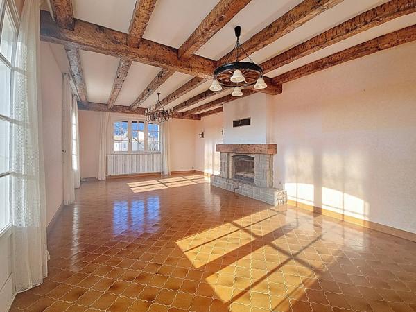Maison d'architecte à vendre à Laragne Monteglin - 11 pièces, 5 chambres, potentiel exceptionnel