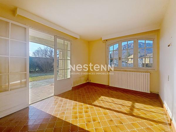 Maison d'architecte à vendre à Laragne Monteglin - 11 pièces, 5 chambres, potentiel exceptionnel