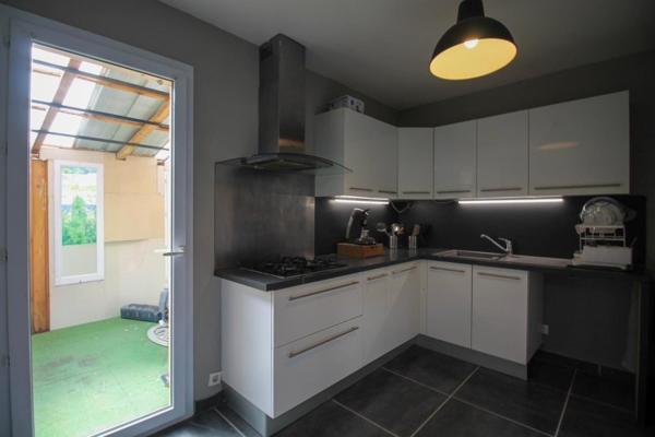 Vente / Maison contemporaine à Montbrun-les-Bains (26570)