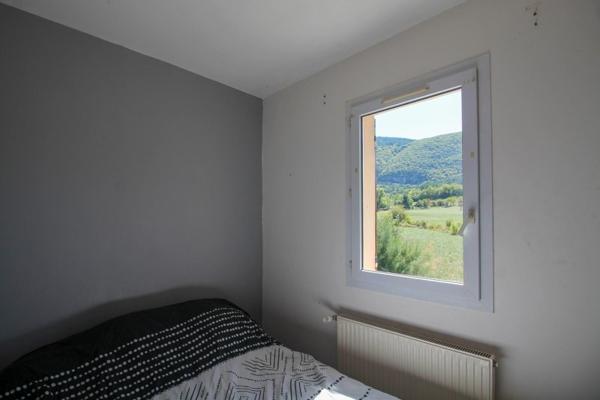 Vente / Maison contemporaine à Montbrun-les-Bains (26570)
