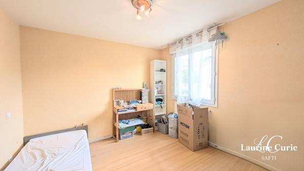 Maison mitoyenne T4 102m² avec garage et jardinet