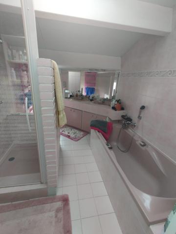Maison
                                                                                                                                                                                                                                                                                                                        7 pièce(s)                                                                                                                                                                                                          4 chambre(s)                                                                                                                                                                                                          157  m²