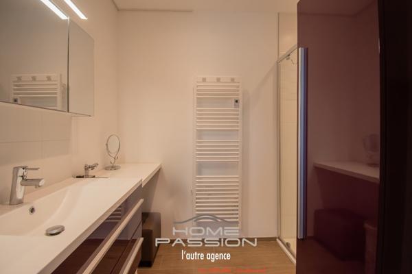 Maison
                                                                                                                                                                                                                                                                                                                        8 pièce(s)                                                                                                                                                                                                          5 chambre(s)                                                                                                                                                                                                          200  m²