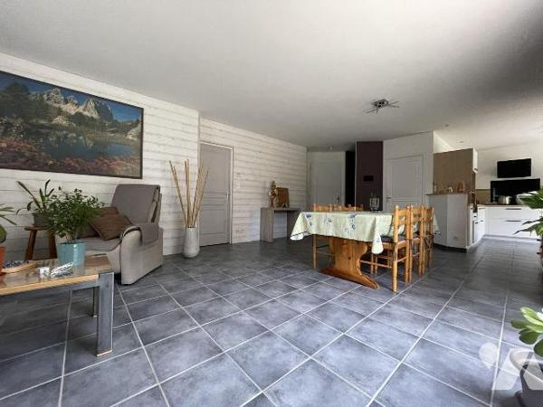 Chambroutet, proche Bressuire, pavillon de plain-pied de 101m², sur une parcelle d'environ 781 ...