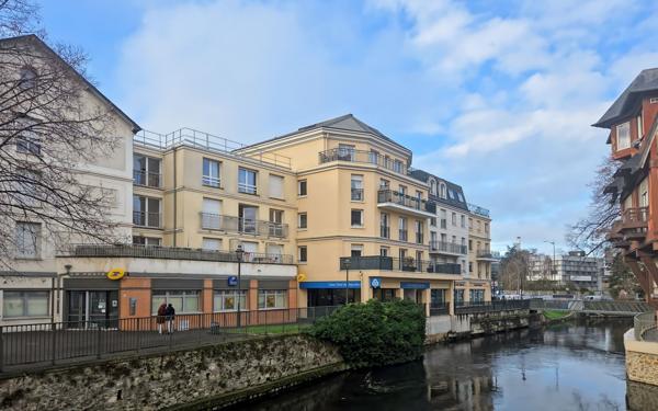 Appartement à vendre    2 pièces • 45,62 m2 Corbeil-Essonnes