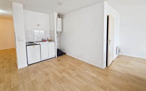 Appartement à vendre    2 pièces • 45,62 m2 Corbeil-Essonnes