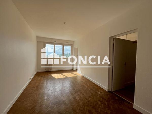 Location Appartement 2 pièces 46.25 m² - RESIDENCE ANOU Cholet 49300