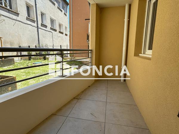 Location Appartement 3 pièces 67.23 m² - Sollies Pont 83210