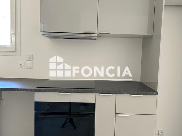 Location Appartement 3 pièces 67.23 m² - Sollies Pont 83210