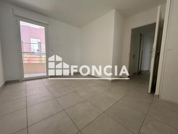 Location Appartement 3 pièces 67.23 m² - Sollies Pont 83210