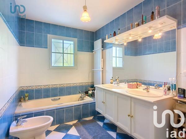 Maison à vendre 7 pièces 173 m² Angoulins