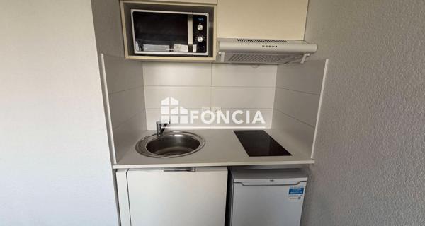 Location Studio meublé 20.92 m² - Talence 33400