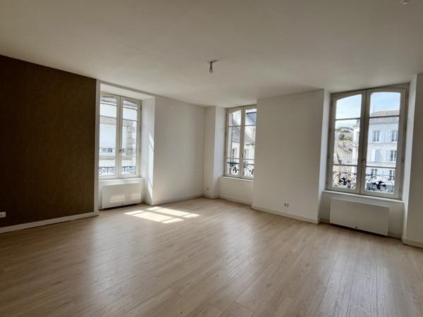 Appartement à louer |  AUDIERNE |  2 pièces | 43 m²