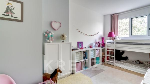 Appartement rénové avec terrasse de plain-pied