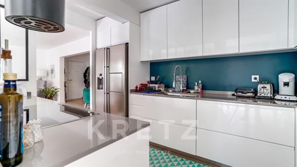 Appartement rénové avec terrasse de plain-pied