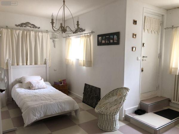 Maison de maître à vendre à Issoudun dans l'Indre (36100), ref : 11813/1518