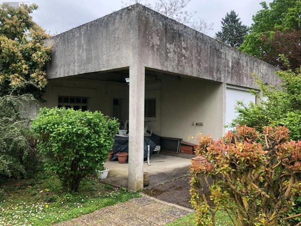 Maison de maître à vendre à Issoudun dans l'Indre (36100), ref : 11813/1518