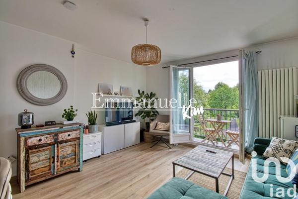 Appartement 3 pièces de 69 m² à Montmorency (95160)