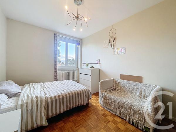 Appartement à vendre  5 pièces - 107,40 m2 VALS PRES LE PUY - 43