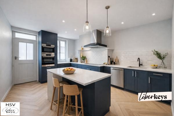 Grande maison de caractère (T6) avec jardin – Fort potentiel – Garage non attenant