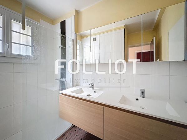 Maison en pierre 124 m² - 3 chambres - Proche centre Avranches