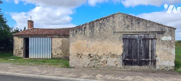 Grange en pierre de 110 m² à réhabiliter en habitation sur un terrain de 614 m²