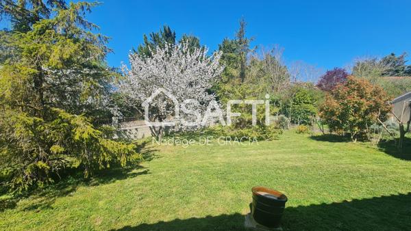 MAISON T4 DE 126 M2 AVEC VUE PYRENEES