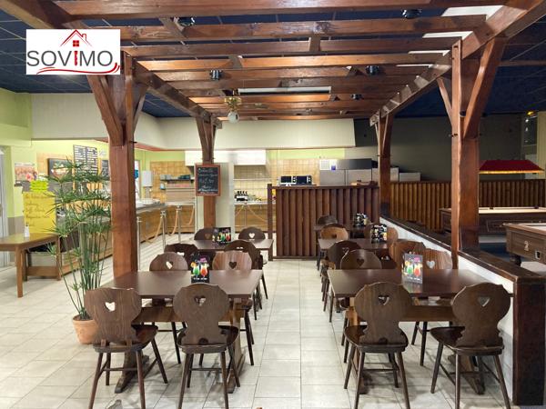 BELLE OPPORTUNITÉ COMMERCIALE : IMMEUBLE COMMERCIAL ET LOCATIF CAFETÉRIA/BAR/BILLARD, FONDS DE COMMERCE INCLUS