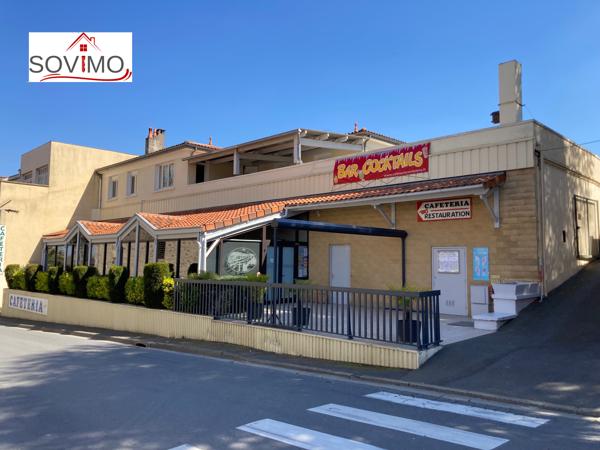 BELLE OPPORTUNITÉ COMMERCIALE : IMMEUBLE COMMERCIAL ET LOCATIF CAFETÉRIA/BAR/BILLARD, FONDS DE COMMERCE INCLUS