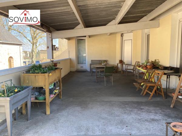 BELLE OPPORTUNITÉ COMMERCIALE : IMMEUBLE COMMERCIAL ET LOCATIF CAFETÉRIA/BAR/BILLARD, FONDS DE COMMERCE INCLUS