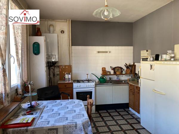BELLE OPPORTUNITÉ COMMERCIALE : IMMEUBLE COMMERCIAL ET LOCATIF CAFETÉRIA/BAR/BILLARD, FONDS DE COMMERCE INCLUS