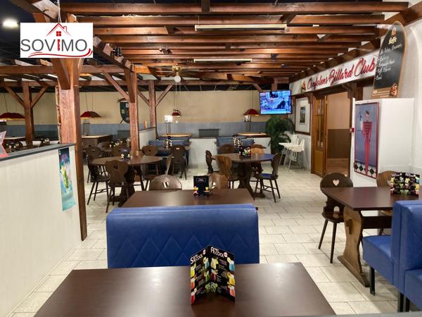 BELLE OPPORTUNITÉ COMMERCIALE : IMMEUBLE COMMERCIAL ET LOCATIF CAFETÉRIA/BAR/BILLARD, FONDS DE COMMERCE INCLUS
