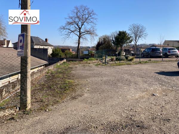 BELLE OPPORTUNITÉ COMMERCIALE : IMMEUBLE COMMERCIAL ET LOCATIF CAFETÉRIA/BAR/BILLARD, FONDS DE COMMERCE INCLUS