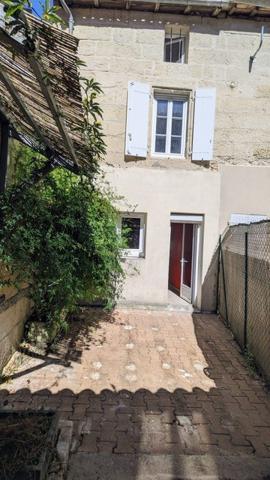 Maison à Saintes (17) rive droite Saintes (17100)