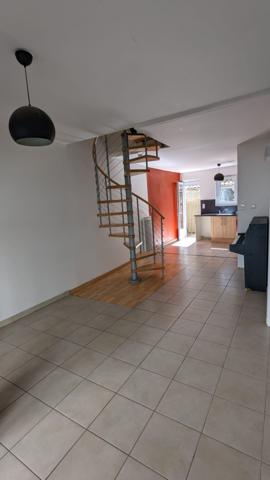 Maison à Saintes (17) rive droite Saintes (17100)