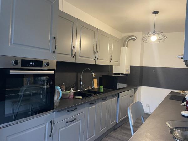 APPARTEMENT F3 Faubourg des 3 maisons