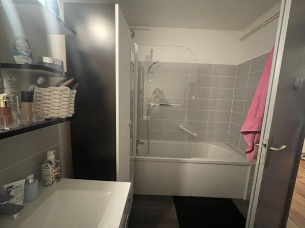 APPARTEMENT F3 Faubourg des 3 maisons