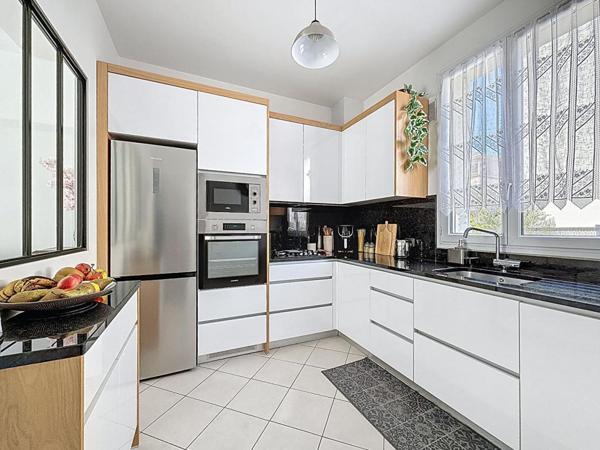 Maison Villejuif 4 pièce(s) 70 M²