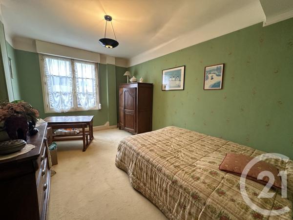 Appartement F4 à vendre  4 pièces - 104 m2 LISIEUX - 14