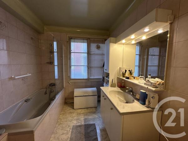 Appartement F4 à vendre  4 pièces - 104 m2 LISIEUX - 14