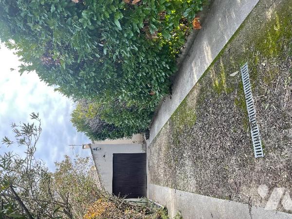 Maison de plain pied d’environ 95 m² sur 1030m² de terrain