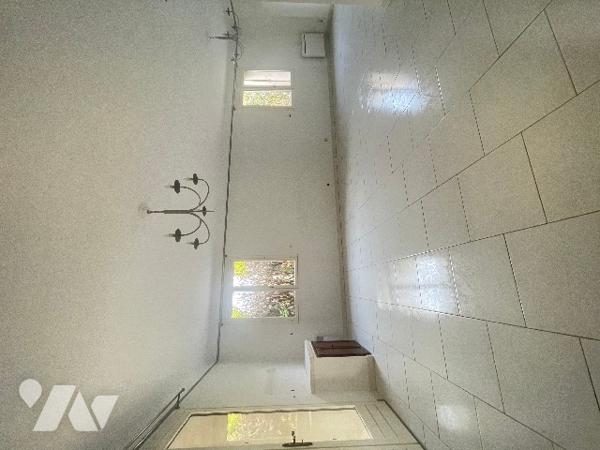 Maison de plain pied d’environ 95 m² sur 1030m² de terrain