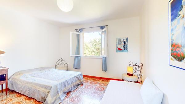 Maison familiale Porticcio centre – jardin, piscine, garage