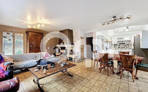 Maison à vendre    6 pièces •  Vayrac