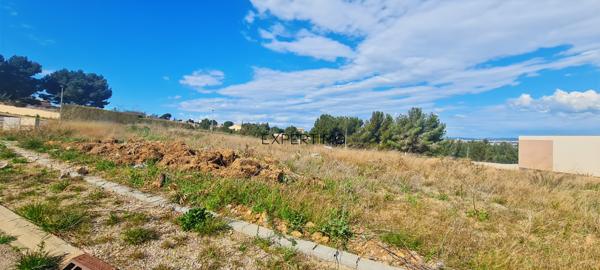 Narbonne (11100) TERRAIN VIABILISE