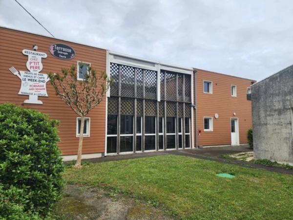 🔶 SPÉCIAL INVESTISSEUR – EMPLACEMENT N°1 NANTES / PORNIC 🔶  IMMEUBLE COMMERCIAL À FORT POTENTIEL DE RESTRUCTURATION ET DE VALORISATION