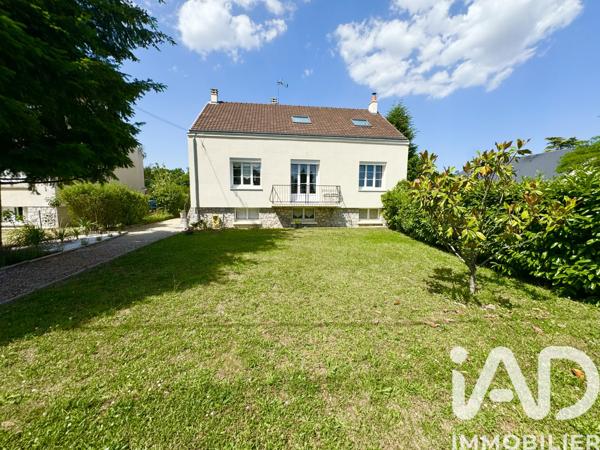 Maison à vendre 6 pièces 150 m² Saint-Hilaire-Saint-Mesmin